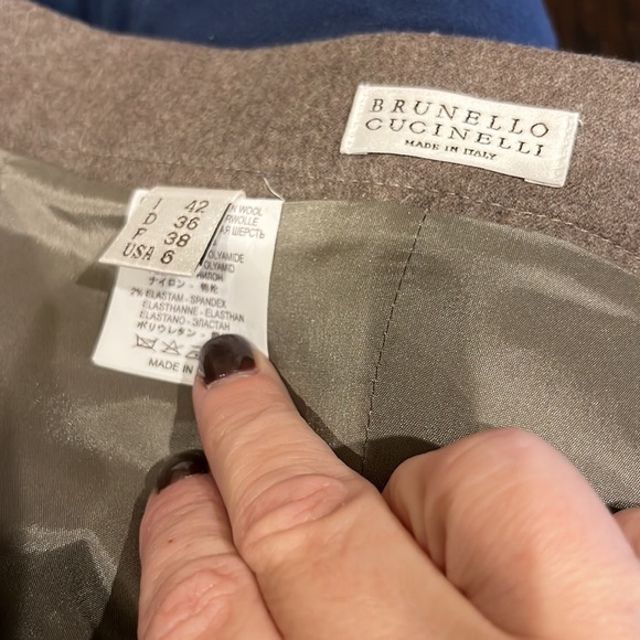 Brunello Cucinelli taupe melange skirt with front asymmetrical zipper detail - Picture 6 of 6